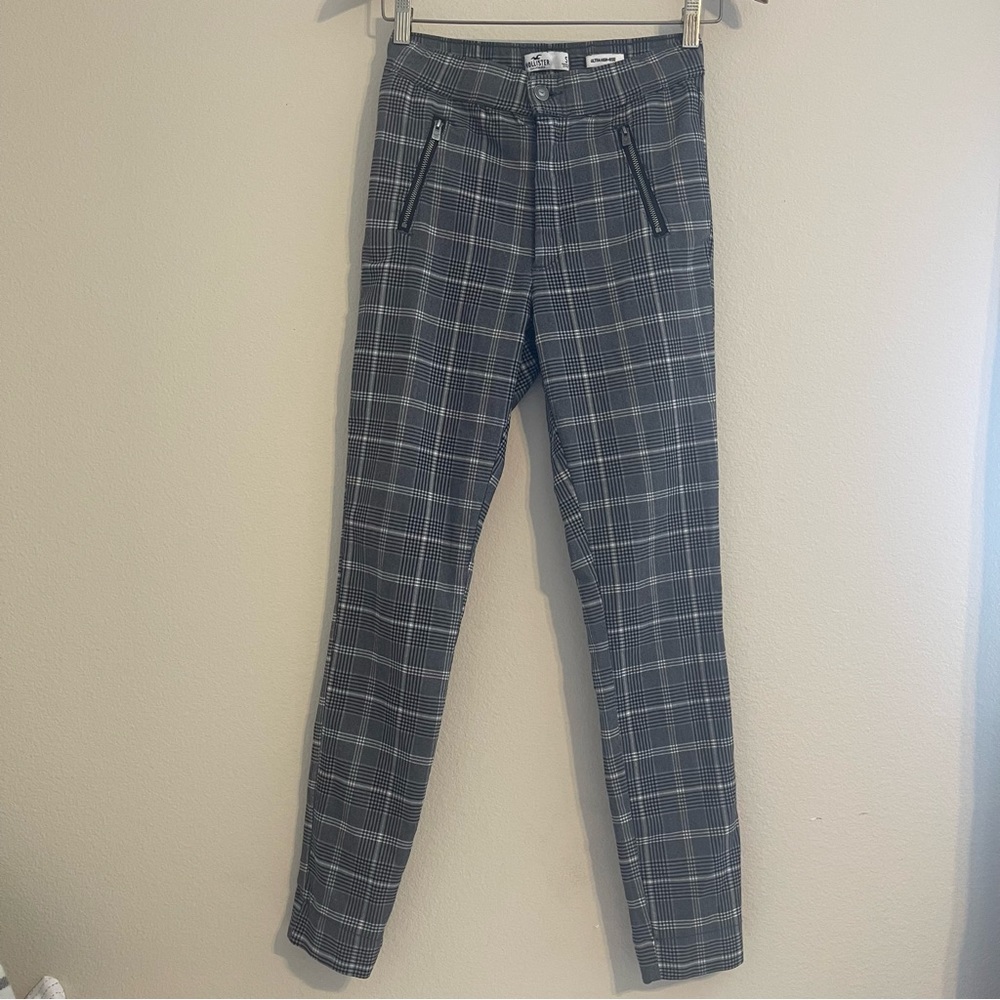 Hollister Ultra High Rise Stretch Plain Skinny Pants zipper pockets Sz Small